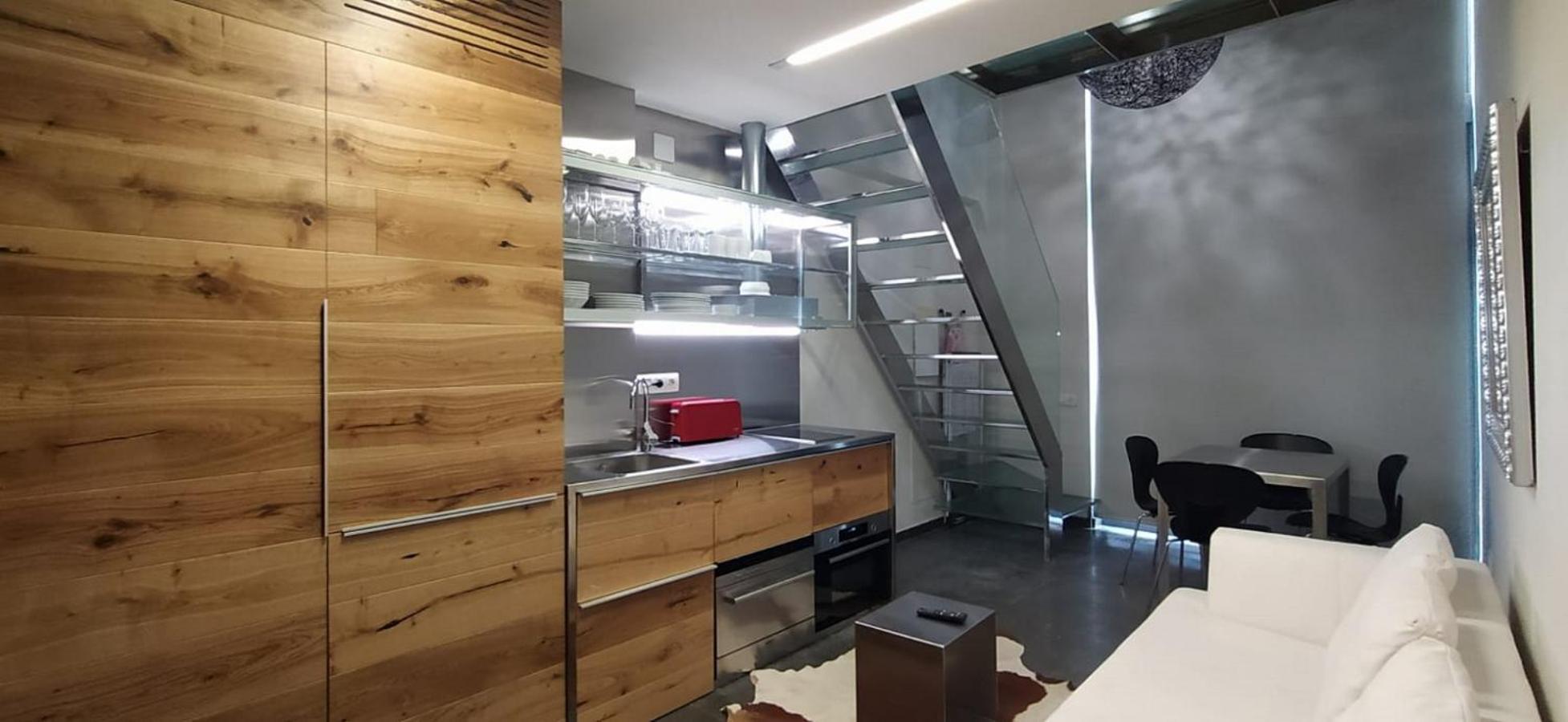 ברצלונה My Space Emirates - Fully Equipped Apartments Near The Beach With Shared Pool חדר תמונה