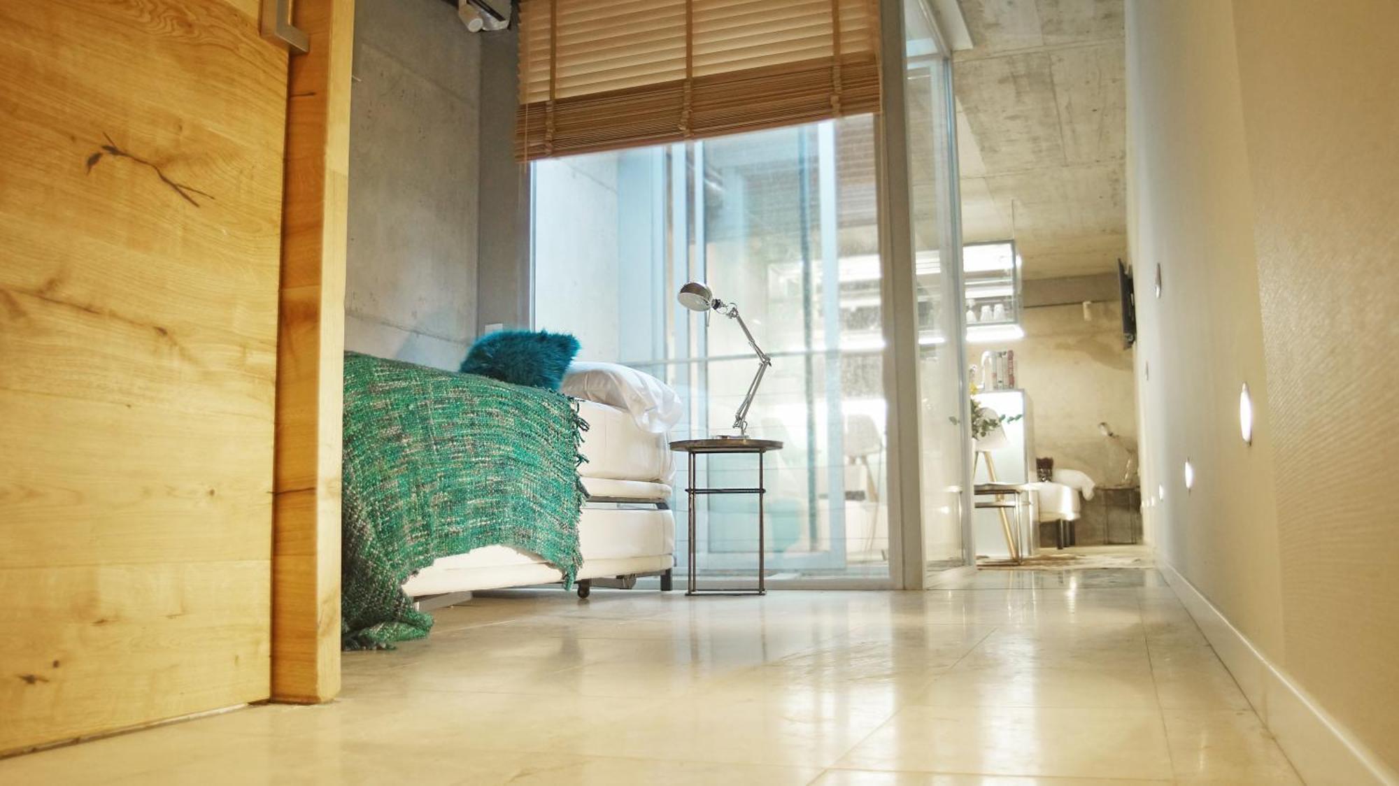 ברצלונה My Space Emirates - Fully Equipped Apartments Near The Beach With Shared Pool חדר תמונה